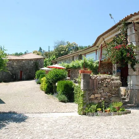 Bed & Breakfast Quinta Pedras De Baixo Longos