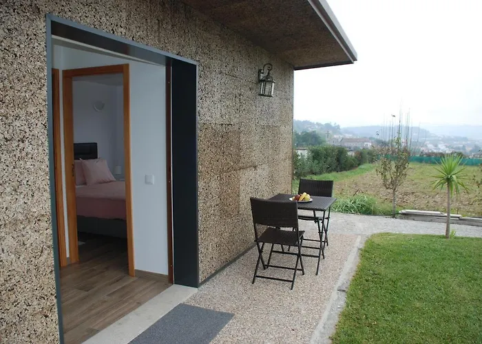 Quinta Pedras De Baixo * Longos