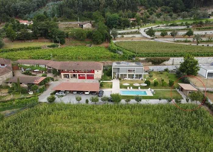 Bed & Breakfast Quinta Pedras De Baixo Longos