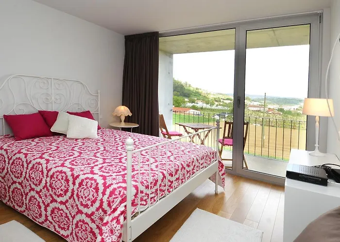 Quinta Pedras De Baixo * Longos