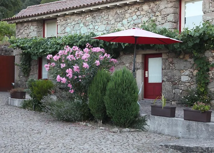 Quinta Pedras De Baixo Bed & Breakfast *