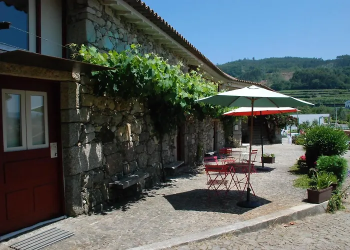 Quinta Pedras De Baixo Bed & Breakfast *